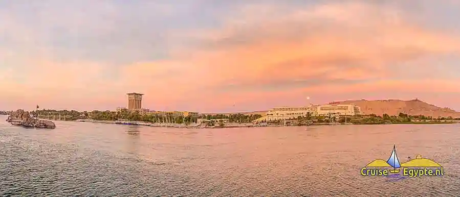 Aswan uitzicht vanaf je cruiseboot